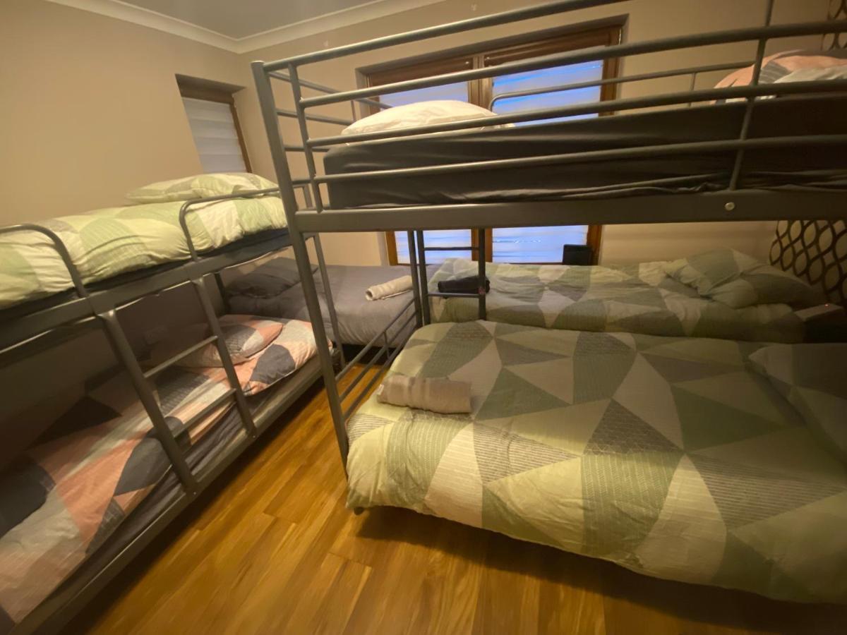 Dublin Airport Big Rooms With Bathroom Outside Room - Kitchen Only 7 Days Reservation Extérieur photo