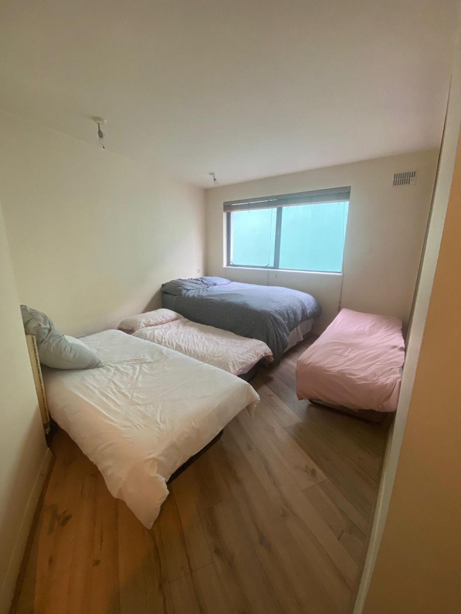Dublin Airport Big Rooms With Bathroom Outside Room - Kitchen Only 7 Days Reservation Extérieur photo