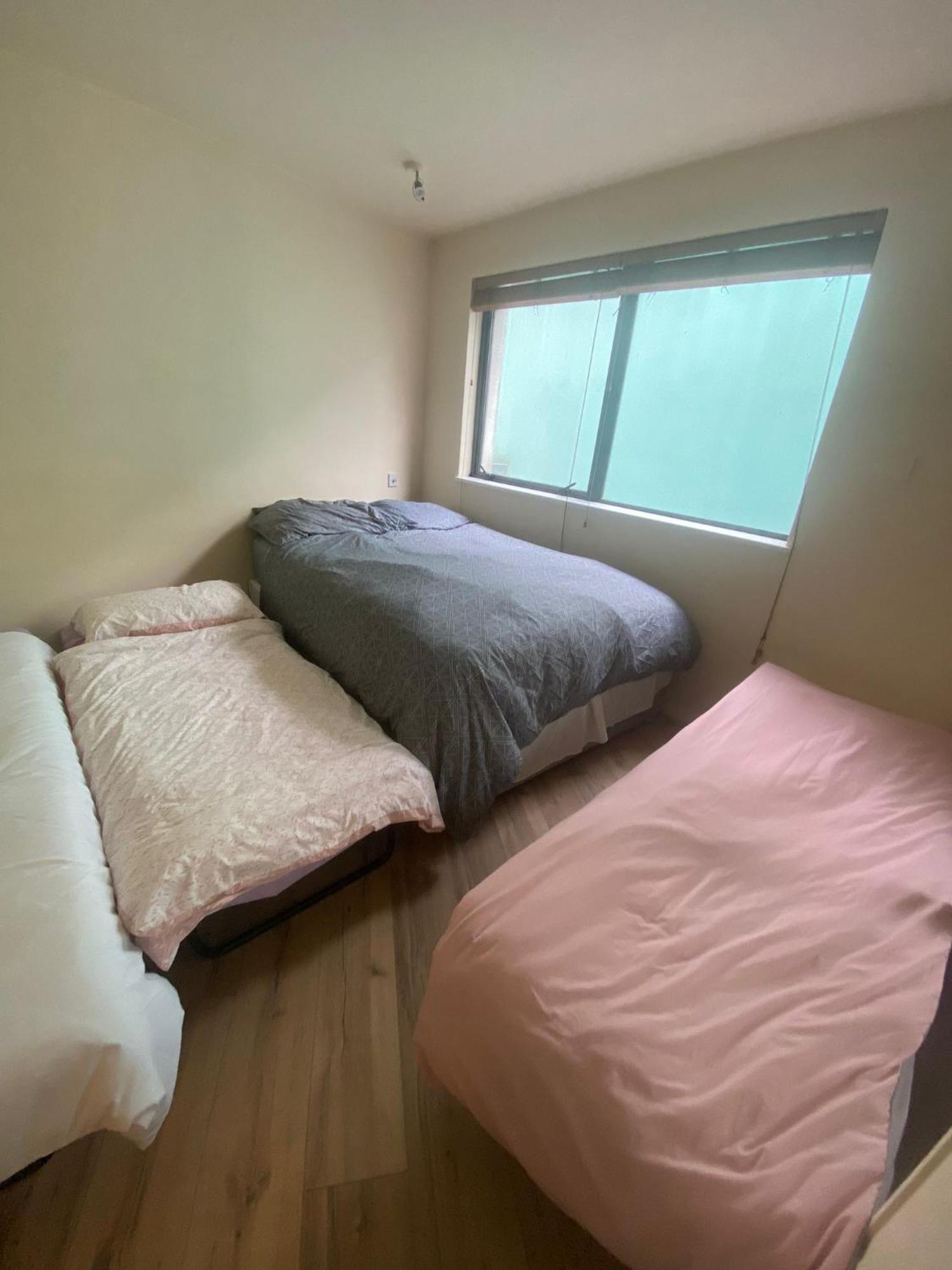Dublin Airport Big Rooms With Bathroom Outside Room - Kitchen Only 7 Days Reservation Extérieur photo