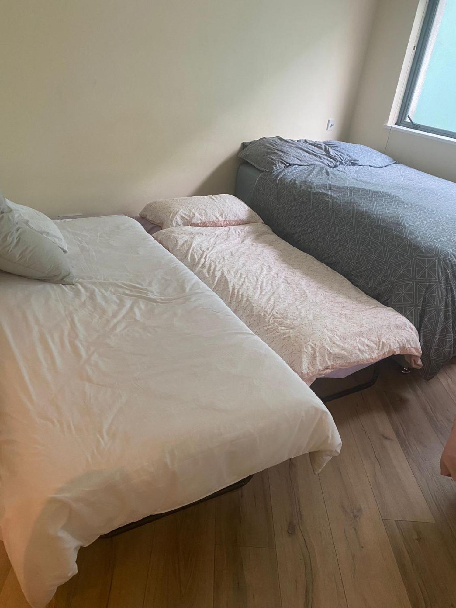Dublin Airport Big Rooms With Bathroom Outside Room - Kitchen Only 7 Days Reservation Extérieur photo